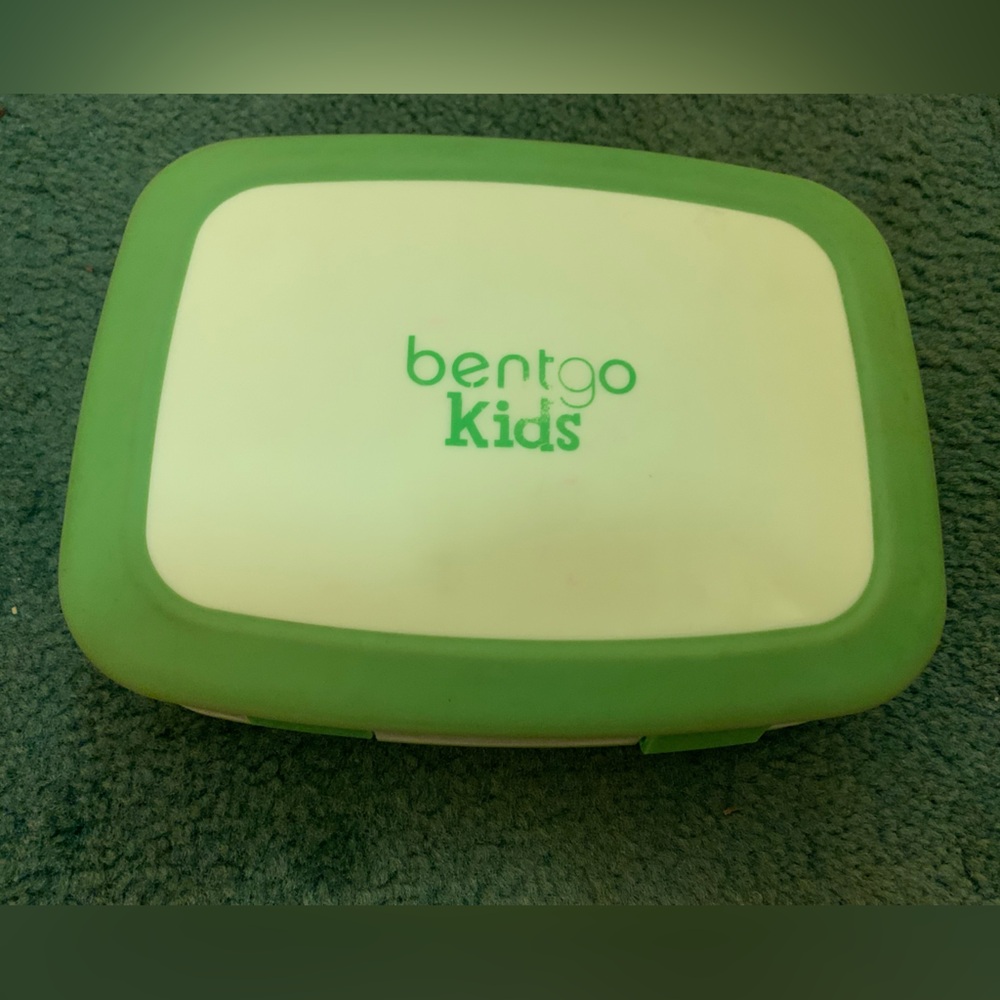 🦩☀️ 3/$15 Bentgo kids bento lunchbox